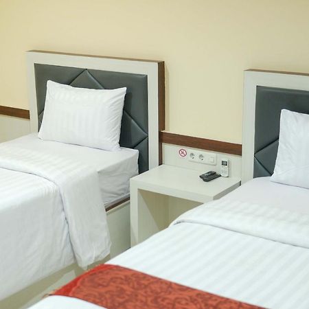 Grand Buana Lestari Hotel ปาดัง ภายนอก รูปภาพ