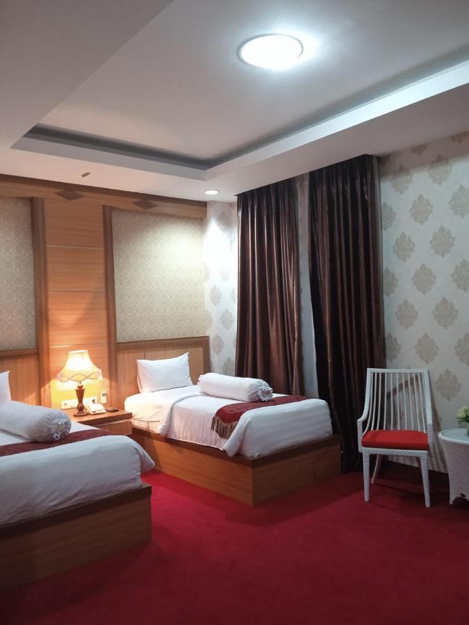 Grand Buana Lestari Hotel ปาดัง ภายนอก รูปภาพ