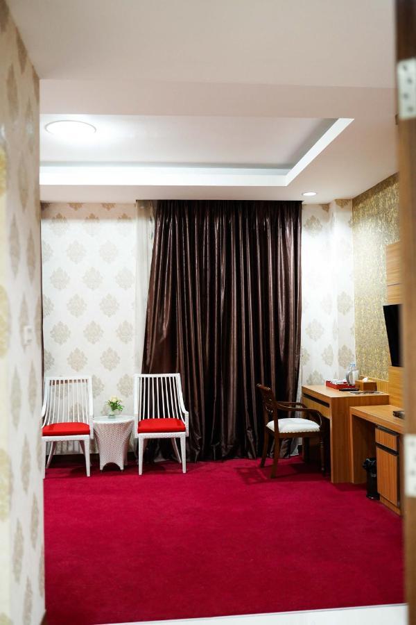 Grand Buana Lestari Hotel ปาดัง ภายนอก รูปภาพ