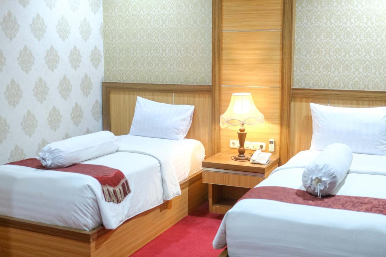 Grand Buana Lestari Hotel ปาดัง ภายนอก รูปภาพ