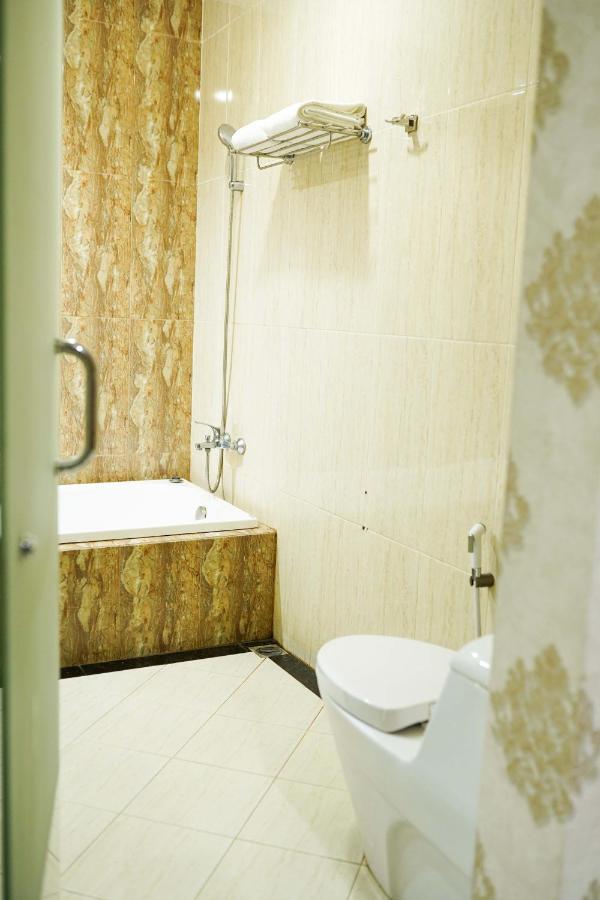 Grand Buana Lestari Hotel ปาดัง ภายนอก รูปภาพ